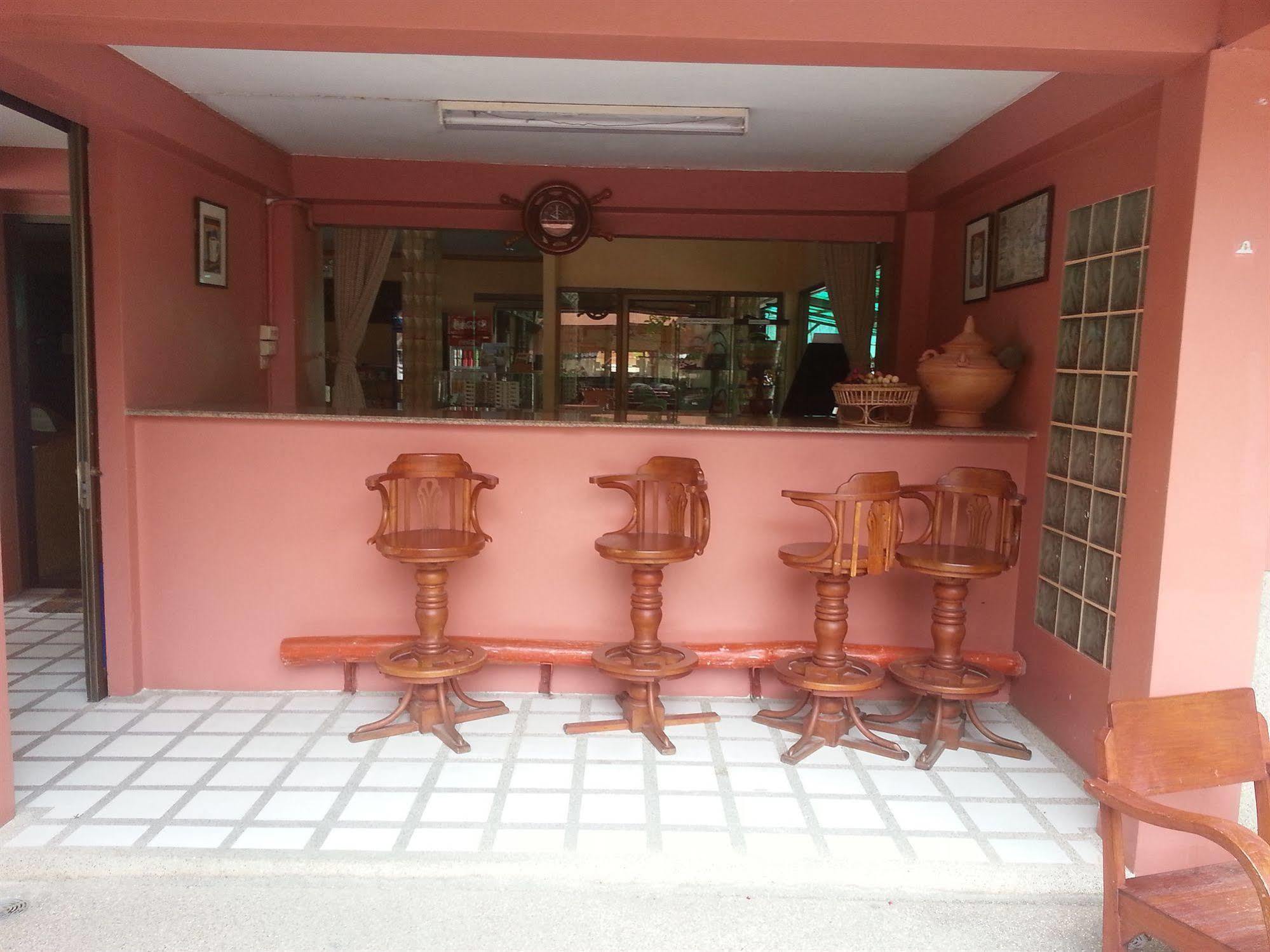 Takiab Beach Resort Хуа Хин Екстериор снимка